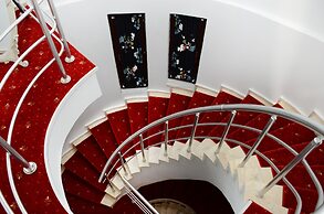 Ata Park Hotel