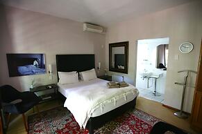 Le Must River Residence