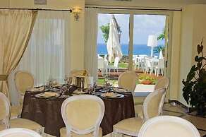 Bouganville Palace Hotel