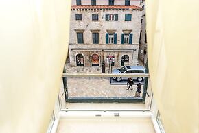 Studio Apartments Stradun