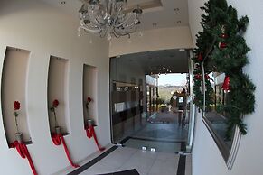 Four Seasons Hotel