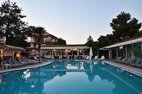 Four Seasons Hotel