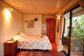 Mana Nui Inn