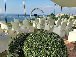 Tus' Hotel