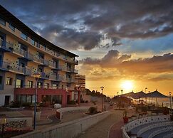 Tus' Hotel