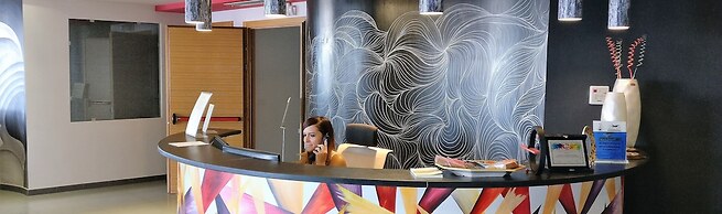 Tus' Hotel