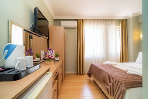 Otel Dost