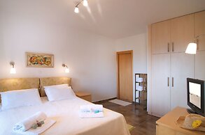 Miraluna Hotel