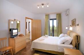 Miraluna Hotel