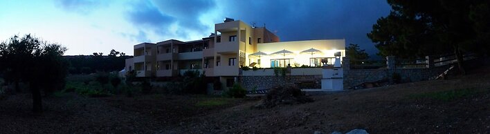 Miraluna Hotel