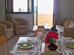 Miraluna Hotel
