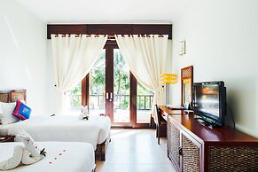 Lotus Muine Resort & Spa