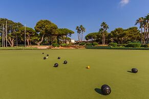 AluaSun Far Menorca Hotel