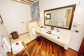 Essque Zalu Zanzibar