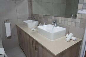 Dunton Guest House