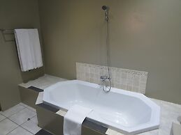 Dunton Guest House