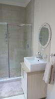 Dunton Guest House