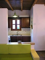 Panteli Beach Studios & Apartments