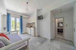 Agia Anna Living