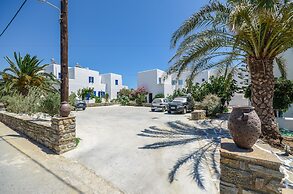Agia Anna Living
