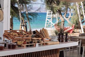 Agia Anna Living