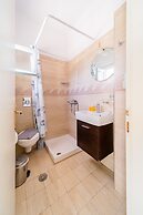 Agia Anna Living