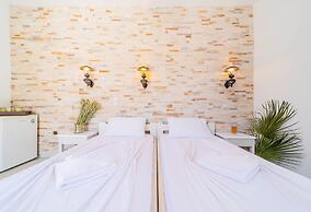 Agia Anna Living