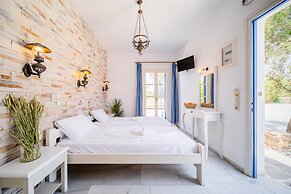 Agia Anna Living