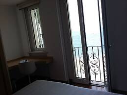 Life Hotel