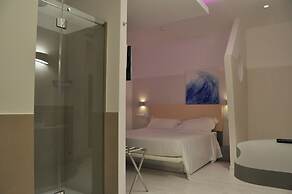 Life Hotel
