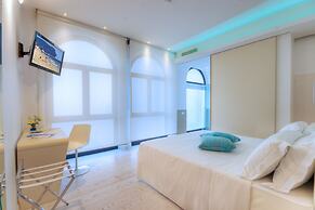 Life Hotel