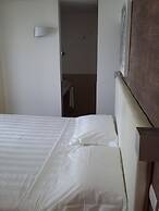 Life Hotel