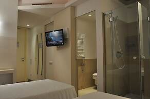 Life Hotel