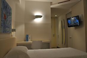 Life Hotel