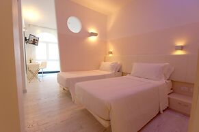 Life Hotel