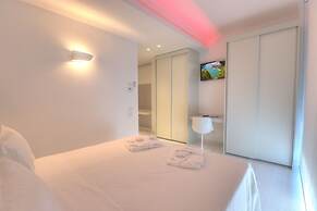 Life Hotel