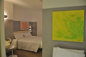 Life Hotel