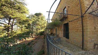 Casa Migliaca
