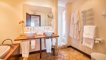 Ca's Xorc Luxury Retreat- Adults Only