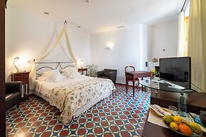 Ca's Xorc Luxury Retreat- Adults Only