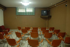 Hotel President