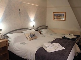 Lyndsay Guest House