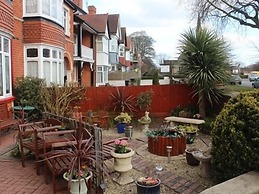 Lyndsay Guest House