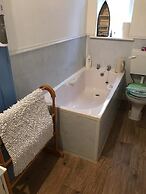 Lyndsay Guest House