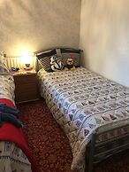 Lyndsay Guest House