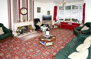 Lyndsay Guest House