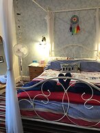 Lyndsay Guest House