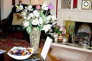Lyndsay Guest House