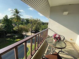 Siam Triangle Hotel
