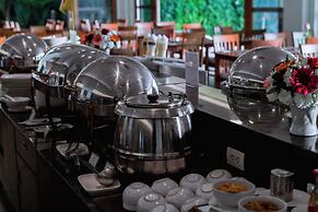 Siam Triangle Hotel
